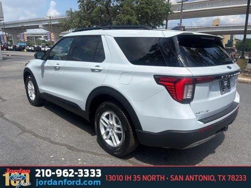 SPACE SILVER 2026 Ford Explorer Active