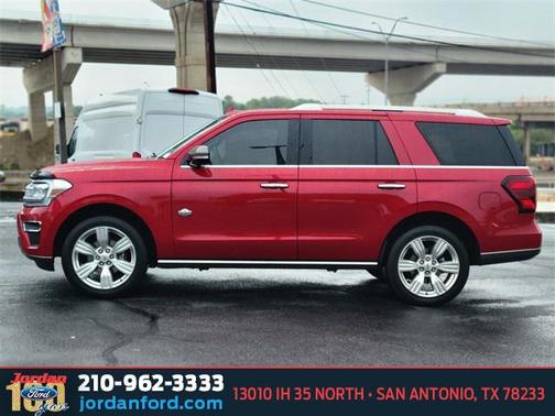 2022 Ford Expedition King Ranch