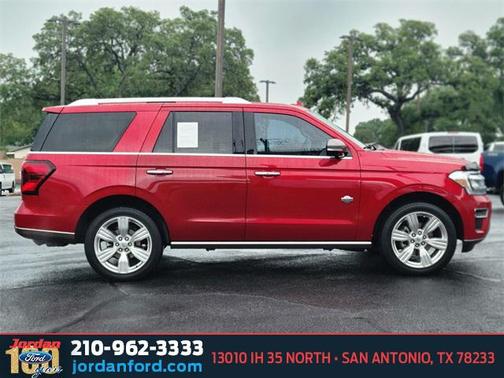 2022 Ford Expedition King Ranch
