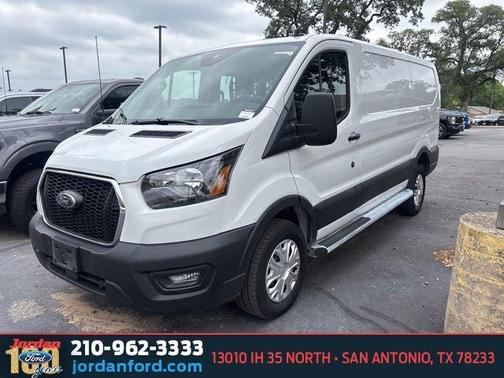 OXFORD WHITE 2025 Ford Transit-250 Base