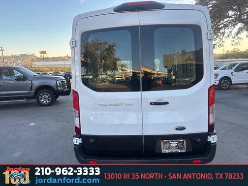 2018 Ford Transit-250 Base