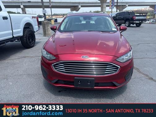2019 Ford Fusion Hybrid SE