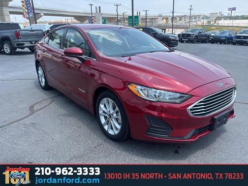 2019 Ford Fusion Hybrid SE