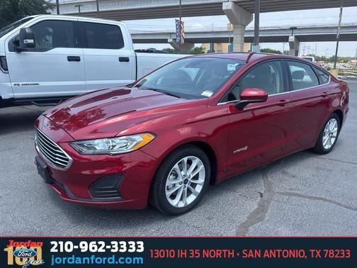 2019 Ford Fusion Hybrid SE