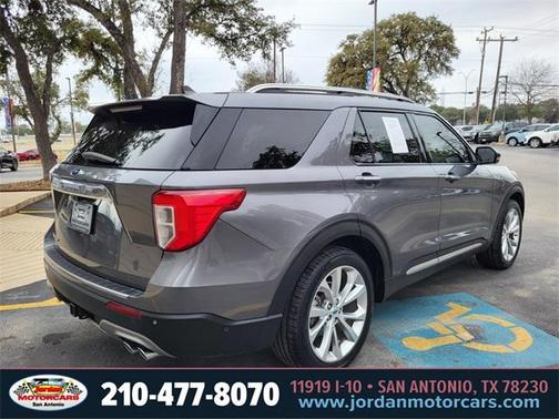 2021 Ford Explorer Platinum