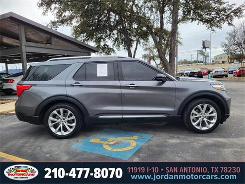 2021 Ford Explorer Platinum