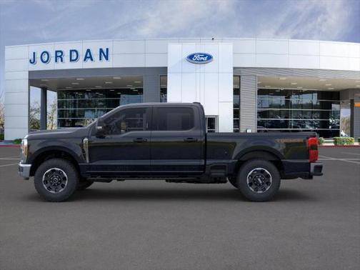 2025 Ford F-250 XLT