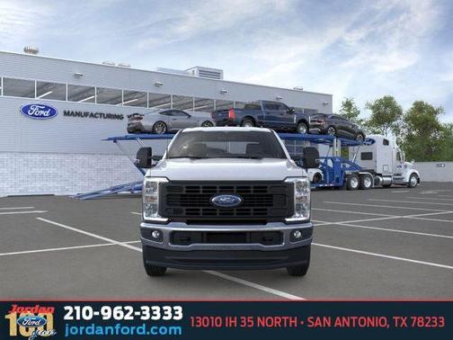 OXFORD WHITE 2026 Ford F-350 XL