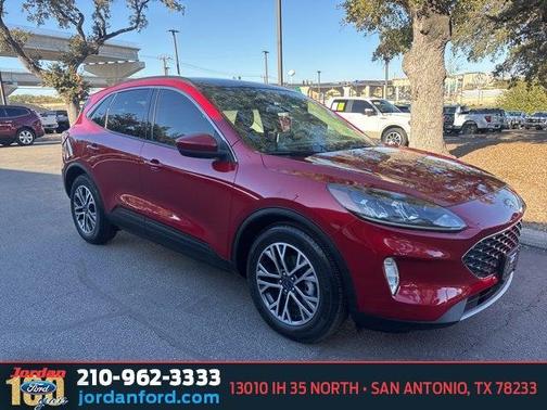 2020 Ford Escape SEL