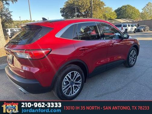 2020 Ford Escape SEL