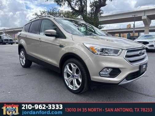 WHITE GOLD METALLIC 2018 Ford Escape Titanium