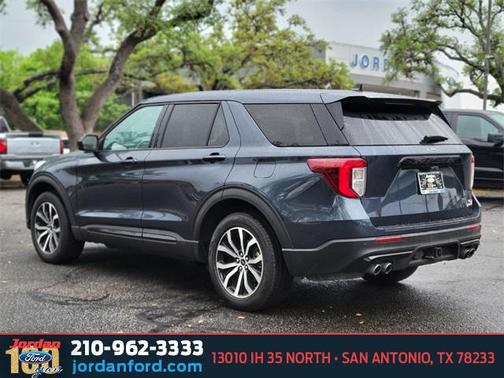 2022 Ford Explorer ST
