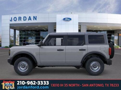 Avalanche Gray 2026 Ford Bronco Base