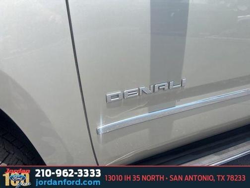 Sparkling Silver Metallic 2016 GMC Yukon Denali