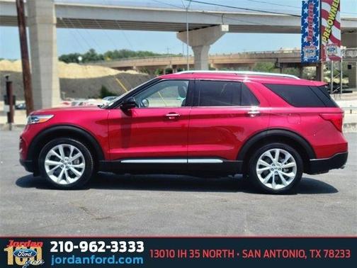 2022 Ford Explorer Platinum