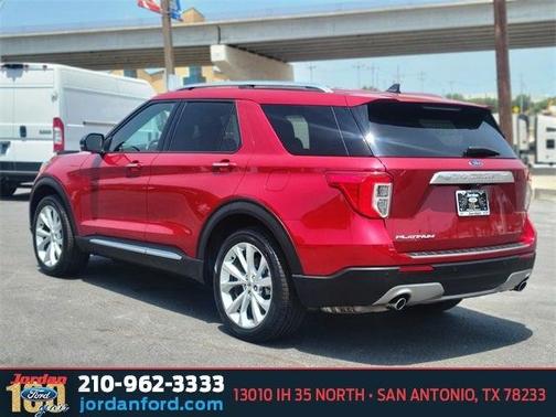 2022 Ford Explorer Platinum