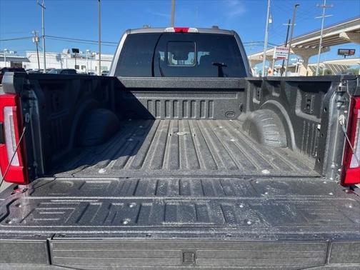 2025 Ford F-250 Platinum