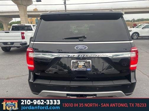 AGATE BLACK METALLIC 2021 Ford Expedition XLT
