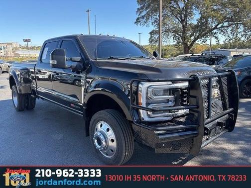 2023 Ford F-450 Lariat