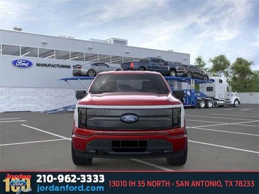 2025 Ford F-150 Lightning Flash
