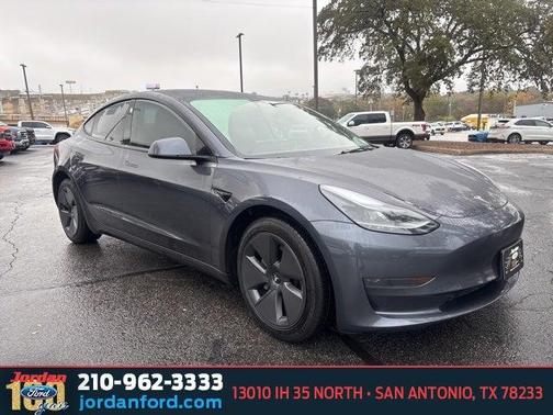 2023 Tesla Model 3 Standard Range