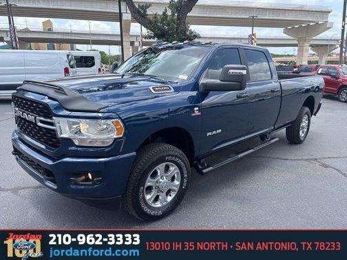 2024 RAM 3500 Big Horn Crew Cab 4x4 8' Box