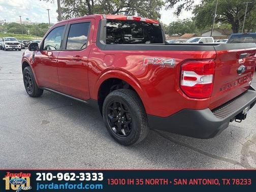 HOT PEPPER RED TC METALLIC 2023 Ford Maverick Lariat