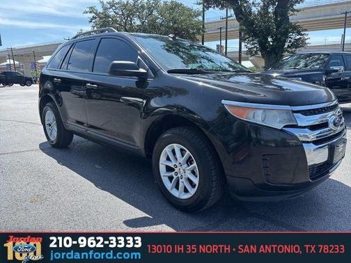 TUXEDO BLACK METALLIC 2013 Ford Edge SE