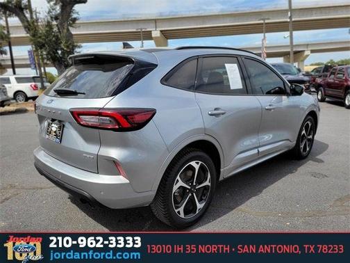 2023 Ford Escape ST-Line Select