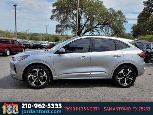2023 Ford Escape ST-Line Select