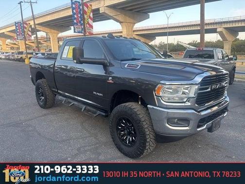 2019 RAM 2500 Lone Star Crew Cab 4x4 6'4' Box