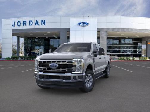2025 Ford F-250 XLT