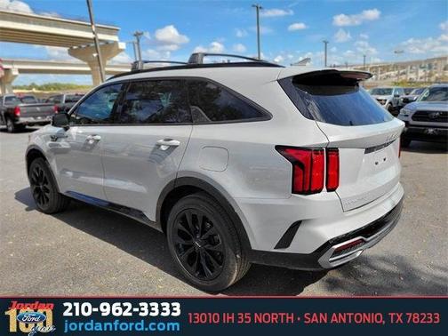 2023 Kia Sorento SX