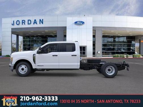 OXFORD WHITE 2026 Ford F-350 XL