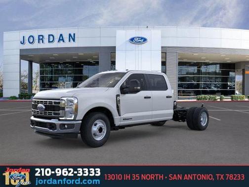 OXFORD WHITE 2026 Ford F-350 XL