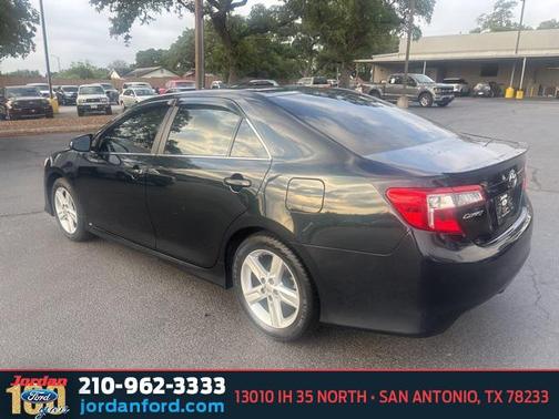 2013 Toyota Camry SE
