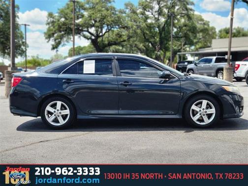 2013 Toyota Camry SE
