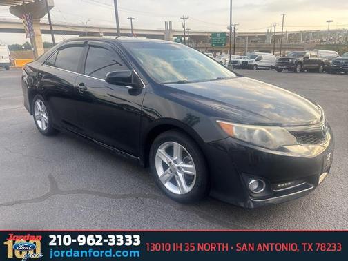 2013 Toyota Camry SE
