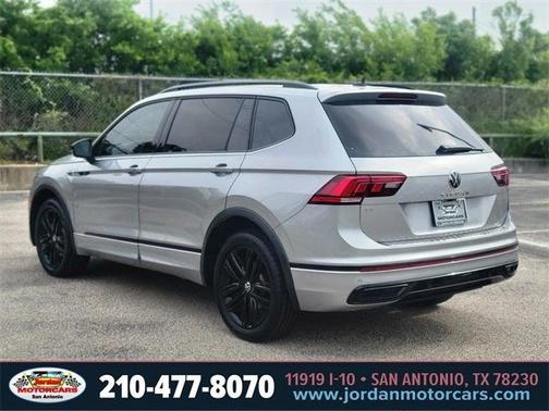 2022 Volkswagen Tiguan 2.0T SE R-Line Black