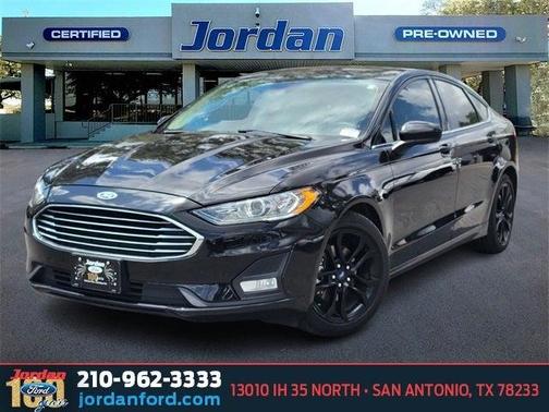 2019 Ford Fusion SE