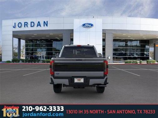 2026 Ford F-250 Platinum