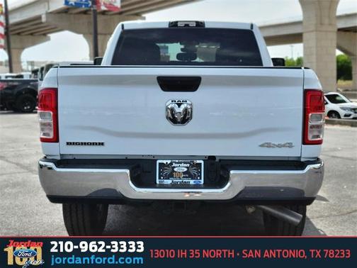 2023 RAM 3500 Big Horn Crew Cab 4x4 6'4' Box