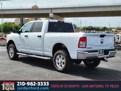 2023 RAM 3500 Big Horn Crew Cab 4x4 6'4' Box