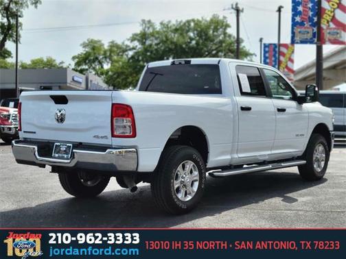 2023 RAM 3500 Big Horn Crew Cab 4x4 6'4' Box