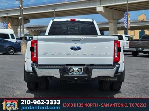 2024 Ford F-350 Lariat