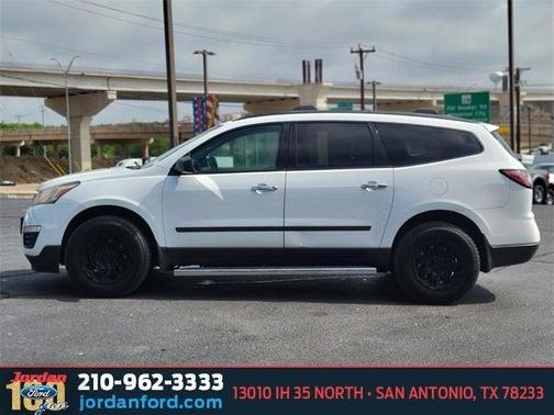 2017 Chevrolet Traverse LS