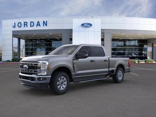 2025 Ford F-250 XLT
