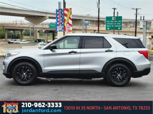 2021 Ford Explorer Base