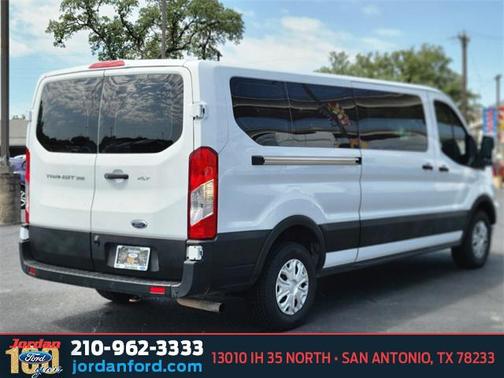 2022 Ford Transit-350 XLT