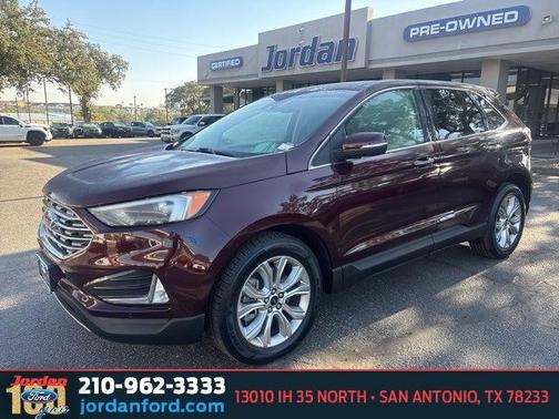2023 Ford Edge Titanium
